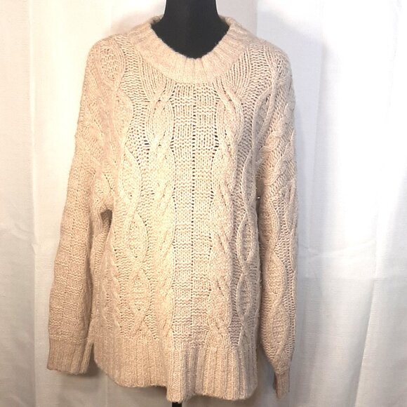 American Eagle Cable Knit Sweater Size M - Picture 1 of 7